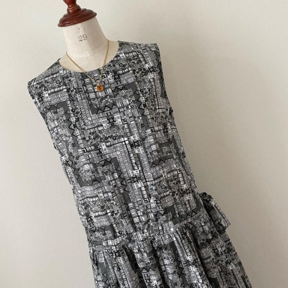 英国輸入リバティプリント LIBERTY LONDON限定 Tudor Belle  