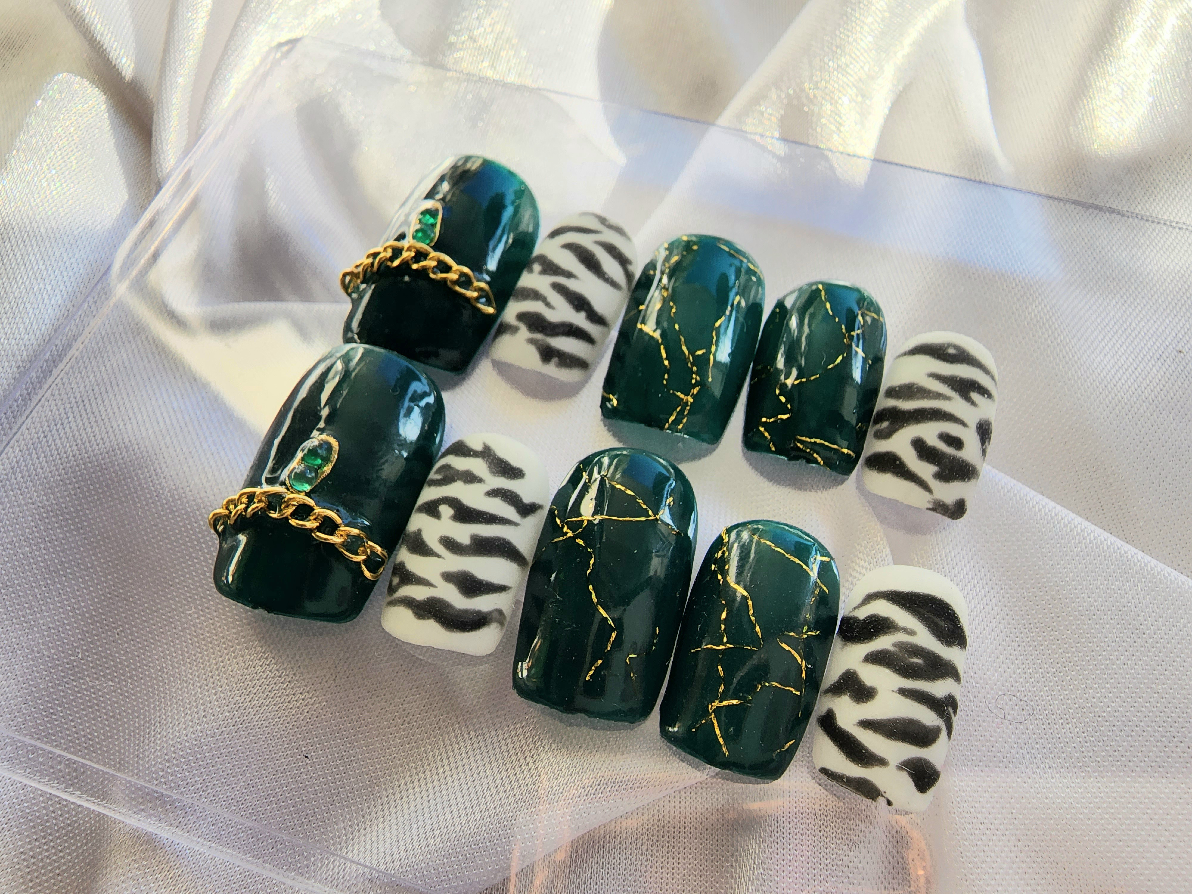 ネイルオーダー用 ゼブラ柄チェーンネイル【送料無料】 ネイルチップ（つけ爪