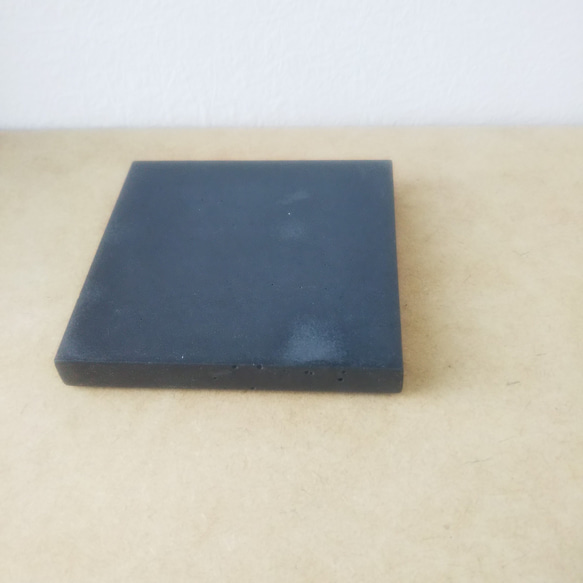 セメントプレート正方形10cm チャコール 1枚目の画像