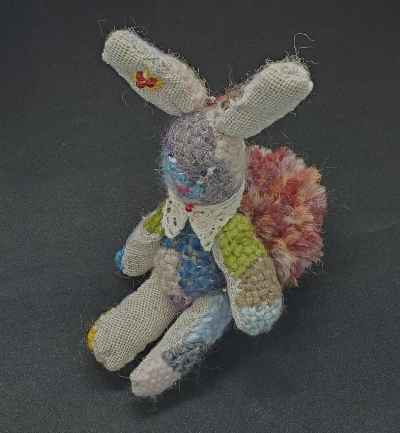 ダーニング刺繍 ウサギ チャーム その他ファッション 羊屋 通販