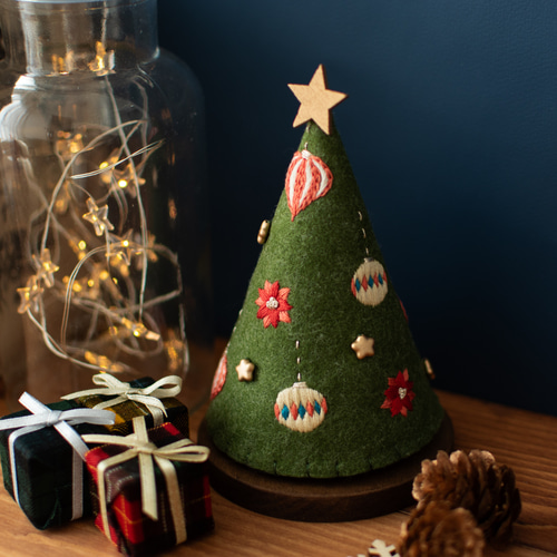新品未使用タグ付き☆フォートナム＆メイソン☆クリスマス☆オーナメント☆刺繍☆ねこ 6812a406c4f1f0fb44126c0e547226