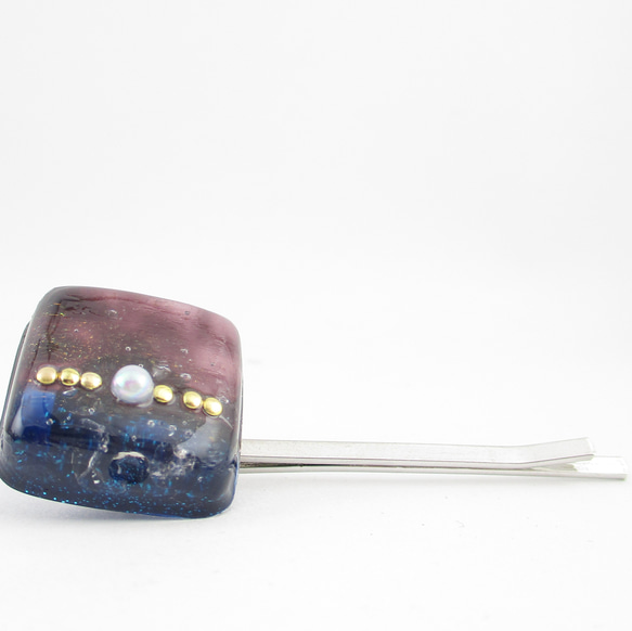 今の僕は、クォーツのバイカラーなのだから、もう少しゆっくりと優しくしてほしい♪<1点ものヘアピン>HP041 3枚目の画像