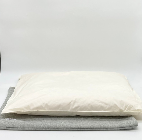 【少数 在庫限り　値下げしました 】大きめ!!  リアルダウン使用‼︎ 羽毛クッションベッドセット　ペットベッド 11枚目の画像