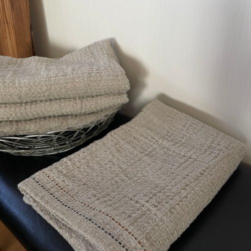 リネン ワッフル 25番手 刺し子のライン入り バスタオル・膝掛けなどに