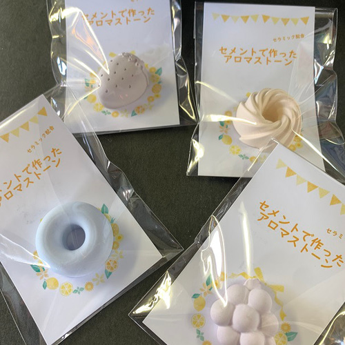 贈る結婚祝い ミニアロマストーン3点セット/お菓子＆果物型 (色・型はランダム アロマ・キャンドル