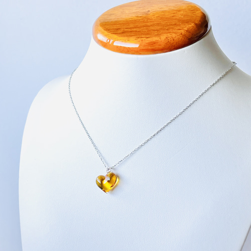 ガラスのハートネックレス(蜂蜜、キャラメル、メープルシロップ