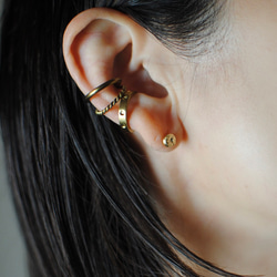 Dotーbrass ear cuff 3枚目の画像