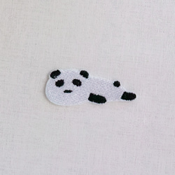 ワッペン 刺繡ワッペン「怠いパンダ」 3枚目の画像