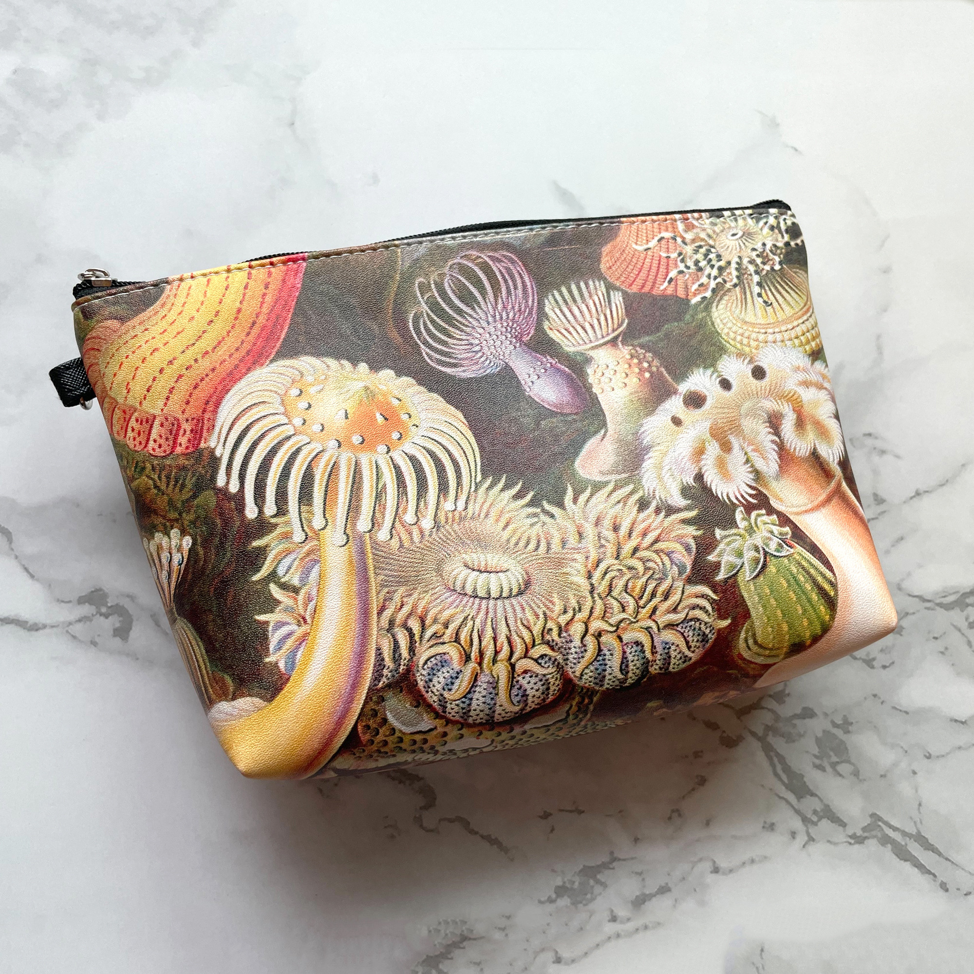 【美品】COACH トロンプルイユ（騙し絵）コスメポーチ