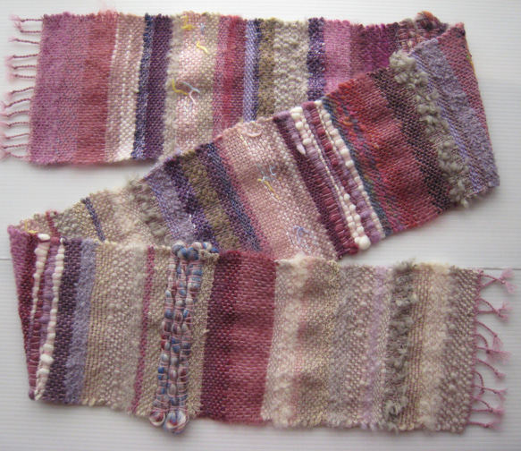 毛糸の手織りマフラー204 2枚目の画像