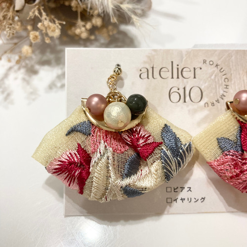 インド刺繍リボンピアス/イヤリング ピアス（その他） atelier 610 