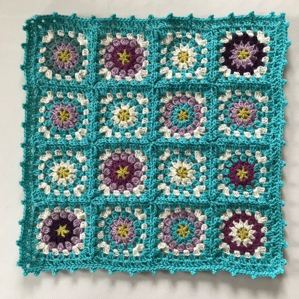 ウール100% かぎ針編みのマルチカバー マルチマット 敷物 毛糸