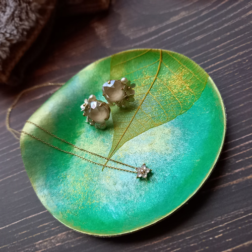 アンティーク雑貨 銀製 葉の形 小物入れ