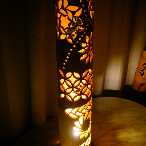 竹灯り・竹あかり・竹灯籠・竹灯篭 ～～ 繊細彫り☆桜灯籠