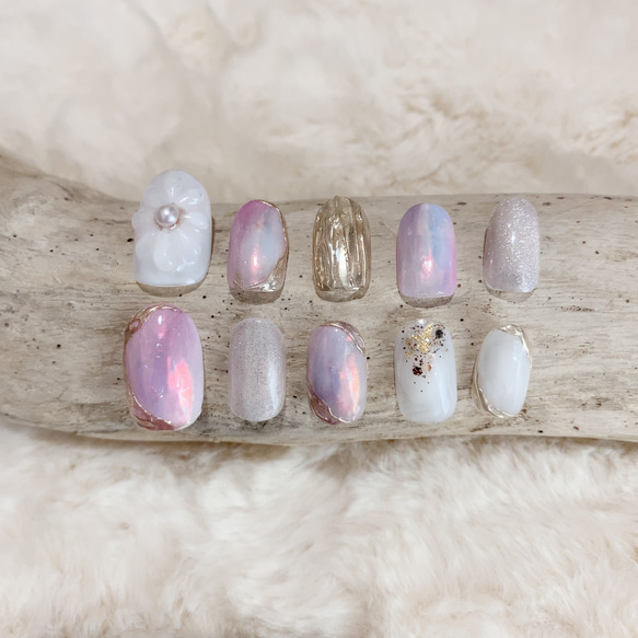 ぷっくりフラワー ニュアンス ネイルチップ 立体的 3D ホワイト 白色  