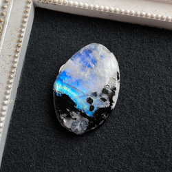 ブルームーンストーン原石特大スライスB Amazon.co.jp: ブルームーンストーン原石スライス特大A : ファッション