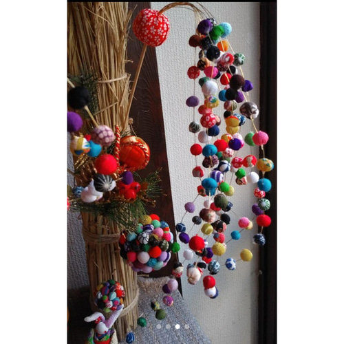 おひなさまお正月飾り干支♪ボリュームポンポン玉飾り棒 ちりめん細工