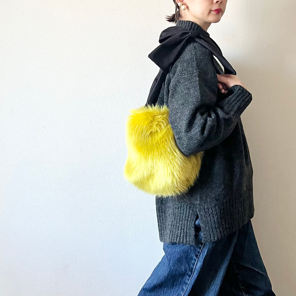 【sold out】ミニサイズ 3way eco fur ribbon tote bag（カナリアイエロー） 4枚目の画像