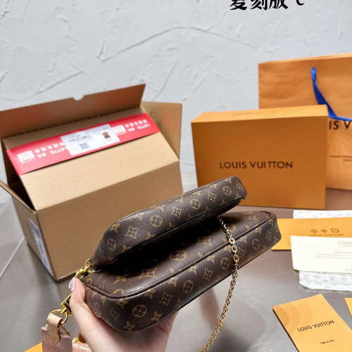 Louis Vuitton ルイヴィトンショルダーバッグ ショルダーバッグ LINE