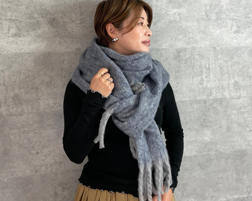 ハンドメイド　ロングマフラー　フリンジ付き 23f6263de90e542098507b81826fe0