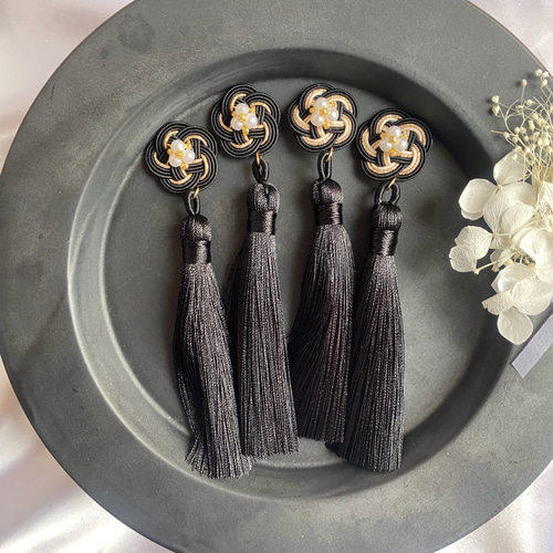 水引ピアス イヤリング 黒梅タッセル 結婚式 七五三 卒業式 成人式