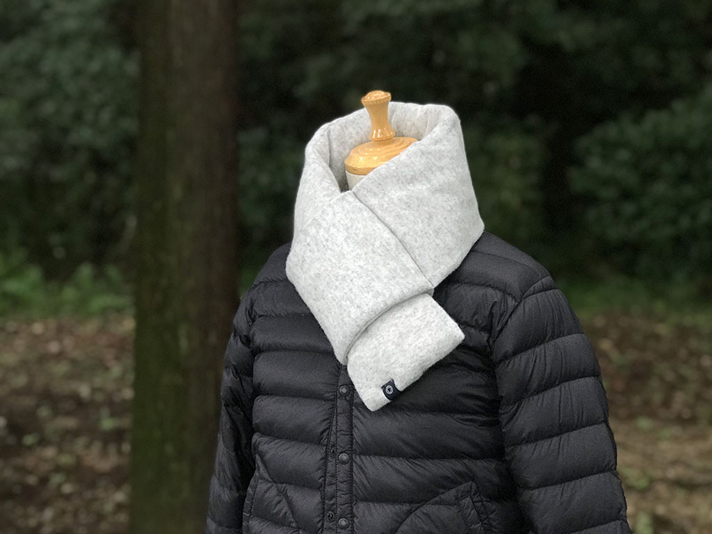 暖をつつむ　純カシミヤコンパクトマフラー　ライト杢グレー