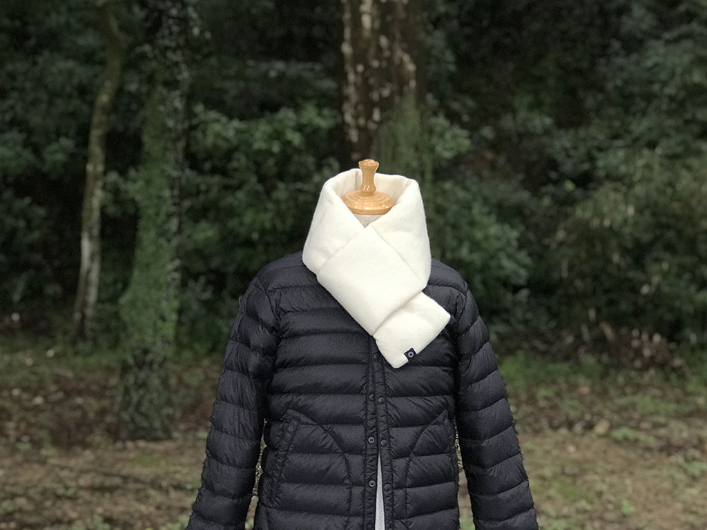 暖をつつむ　純カシミヤコンパクトマフラー　ホワイト