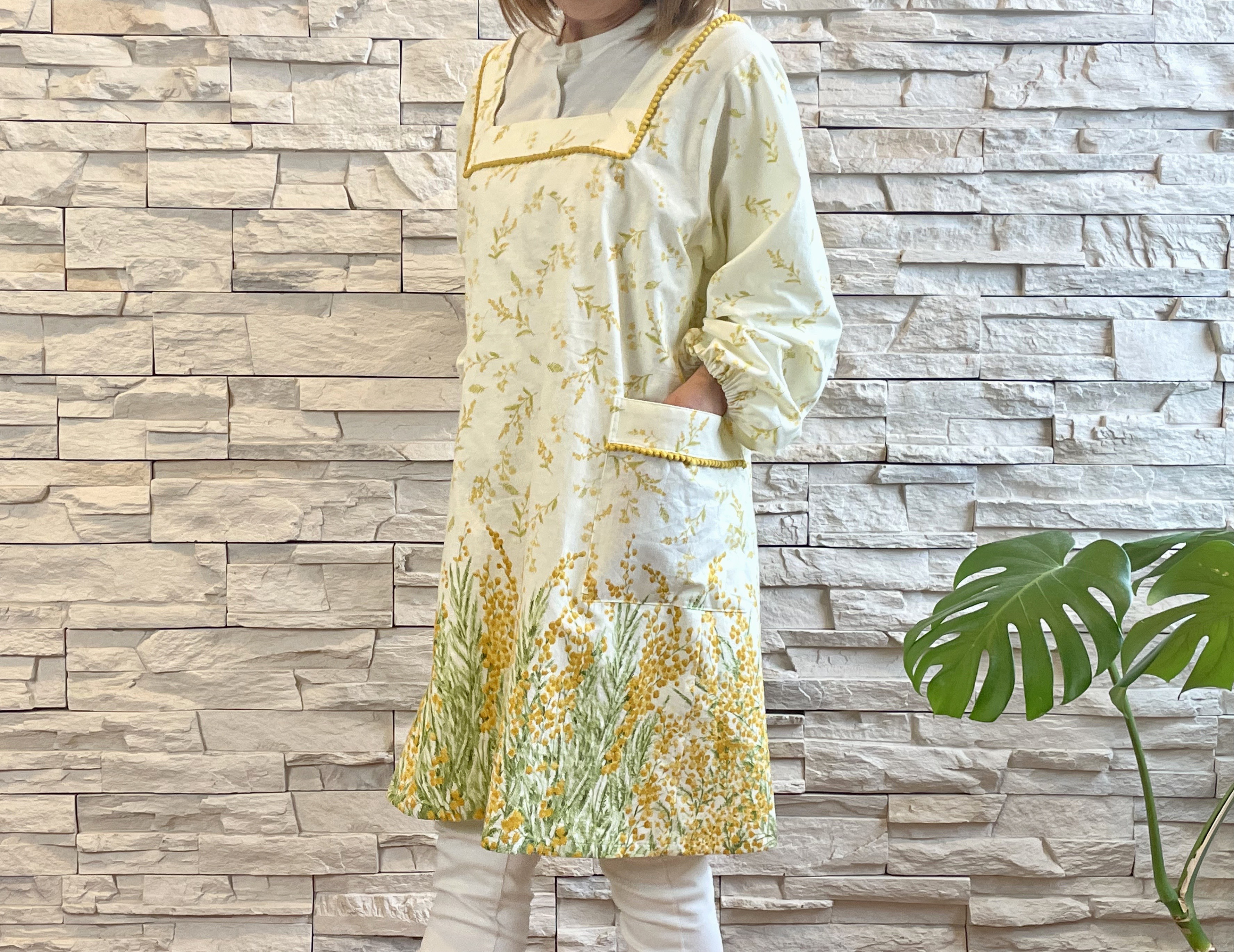 ミモザプリント割烹着