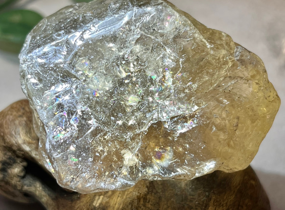 レインボー✨非加熱 天然シトリン　原石　タンブル 2枚目の画像