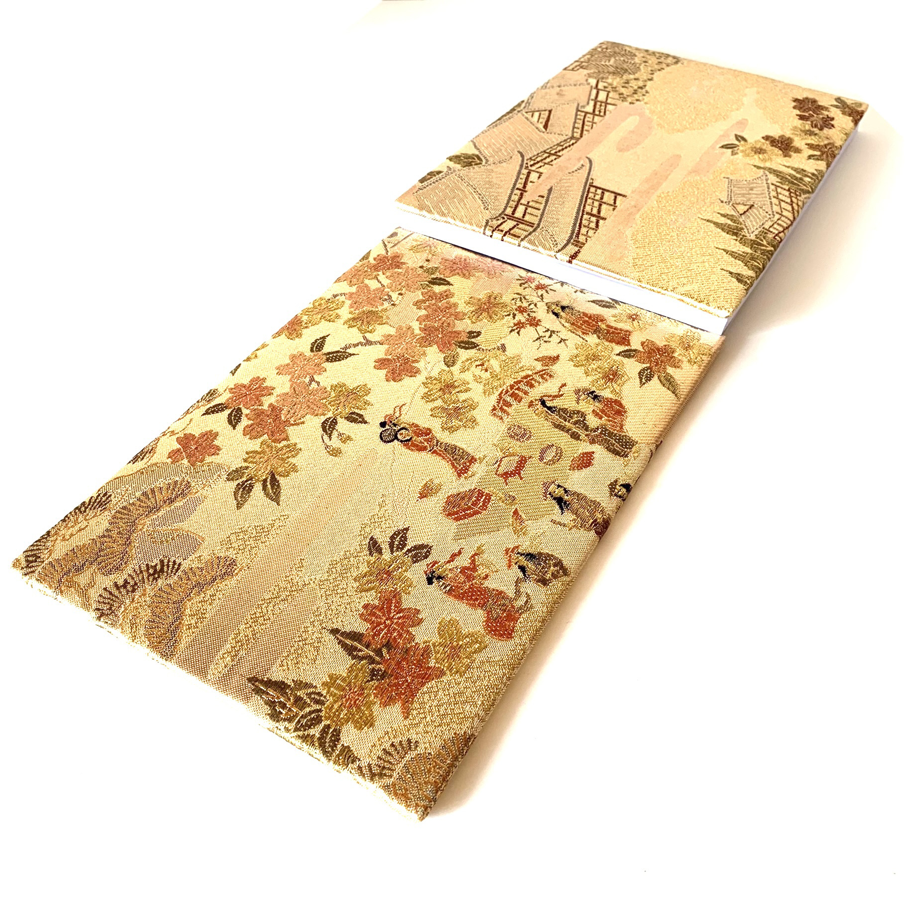 『里山平安御殿』　膨らし表紙御朱印帳　B5サイズ　見開き御朱印帳　ゴールド　シルバー　帯地　金襴御朱印帳　桐生織物