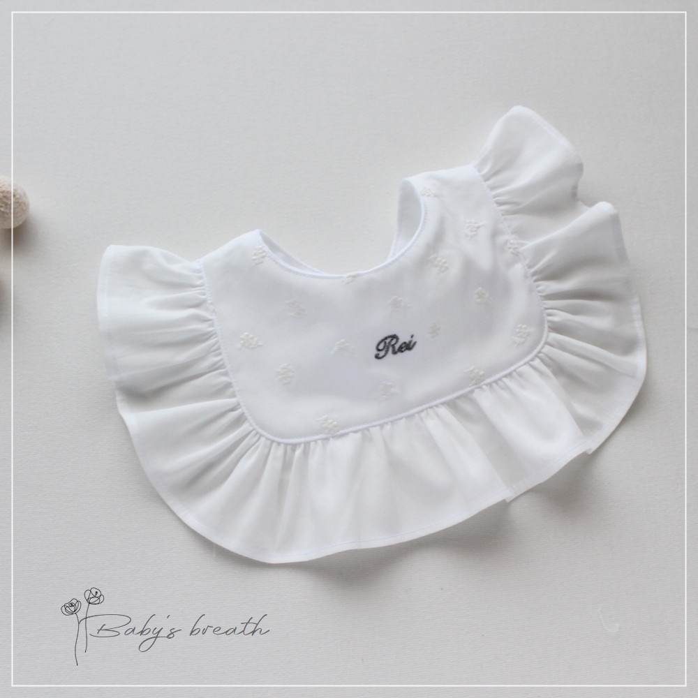 2429 ハンドメイドスタイ　名入れスタイ　くま耳　フリル　お名前刺繍 2429 ハンドメイドスタイ名入れスタイくま耳フリルお名前刺繍