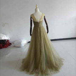 憧れのドレス  グリーン オリーブカーキカラードレス ソフトチュール ファスナー /花嫁/結婚式 8枚目の画像