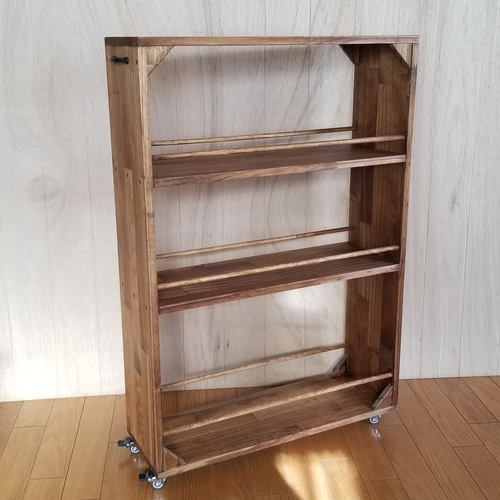 木製家具　ハンドメイド　キャスター付きで出し入れが楽な隙間収納 ハンドメイド家具 キャスター付きで出し入れが楽に出来る隙間