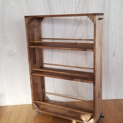 木製家具　ハンドメイド　キャスター付きで出し入れが楽な隙間収納 ハンドメイド家具 キャスター付きで出し入れが楽に出来る隙間収納 棚