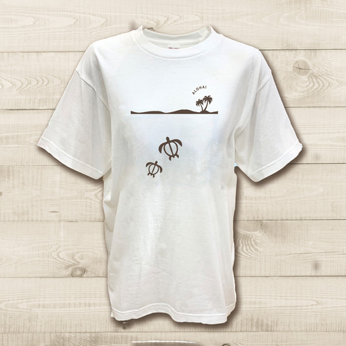 ハワイアンデザインTシャツ 海亀の親子イラスト ホヌ 海の守り神 カメ