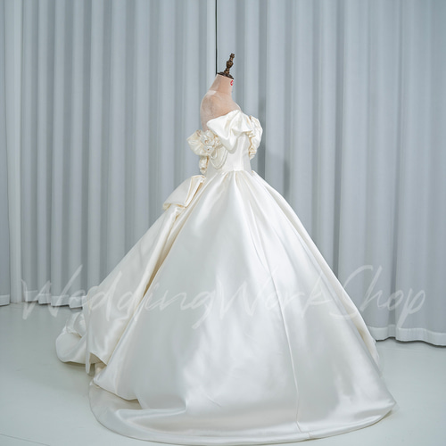 エレガントオーダーメイドチューブトップ光沢サテンウエディングドレス