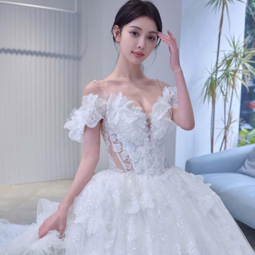 ウェディングドレス 花柄 シアー ロング丈 結婚式 展開 シアー 花柄 ウエディングドレス ロング丈 結婚式 全3色