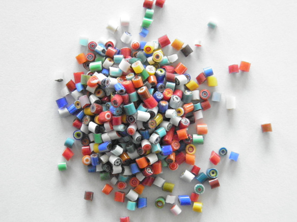 ミルフィオリ 不透明混色 2～3㎜ 20g その他素材 chiba 通販｜Creema  