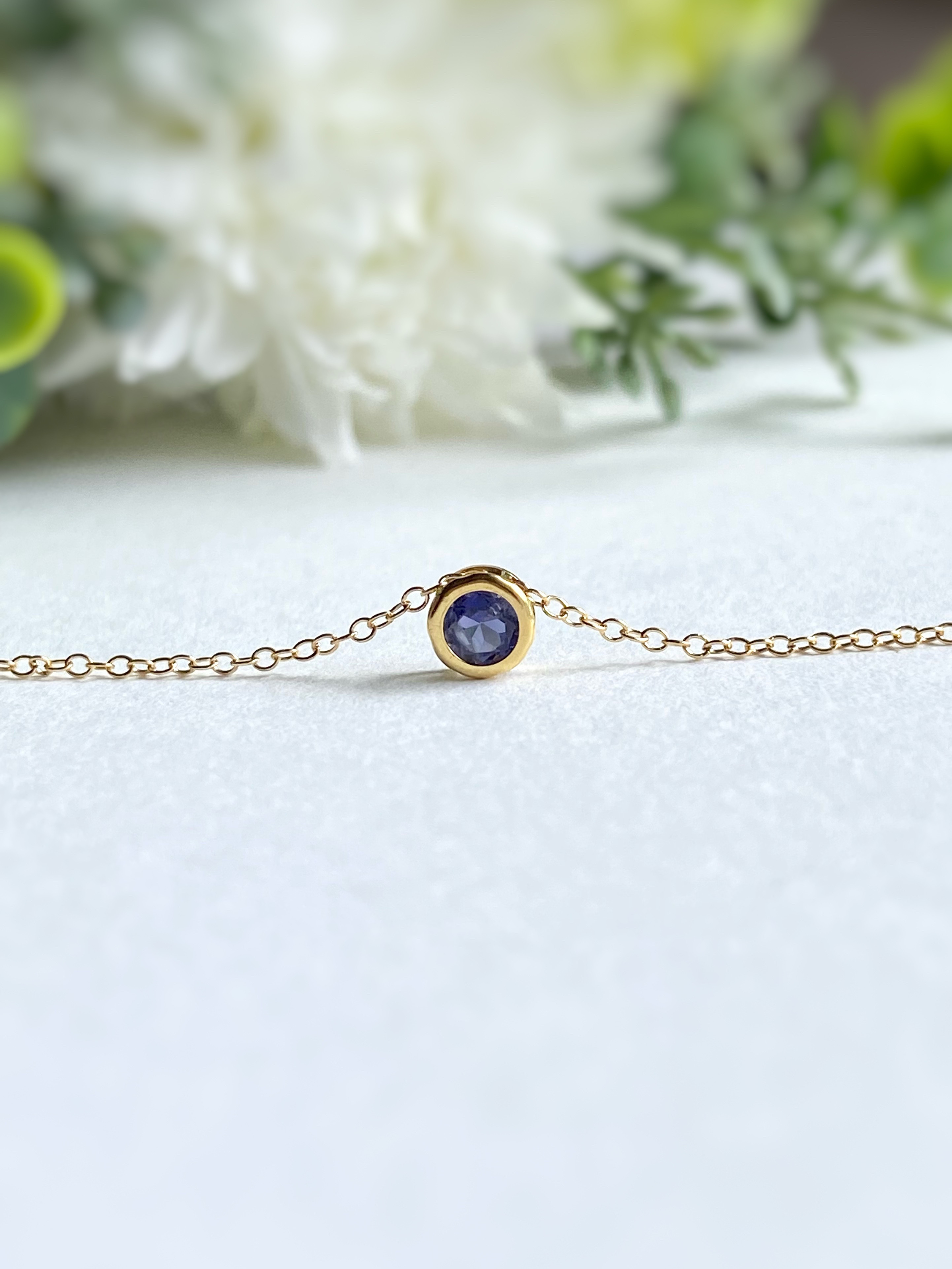 宝石質アイオライト AAA 4mm ベゼルネックレス 14kgf 菫青石 3月誕生石