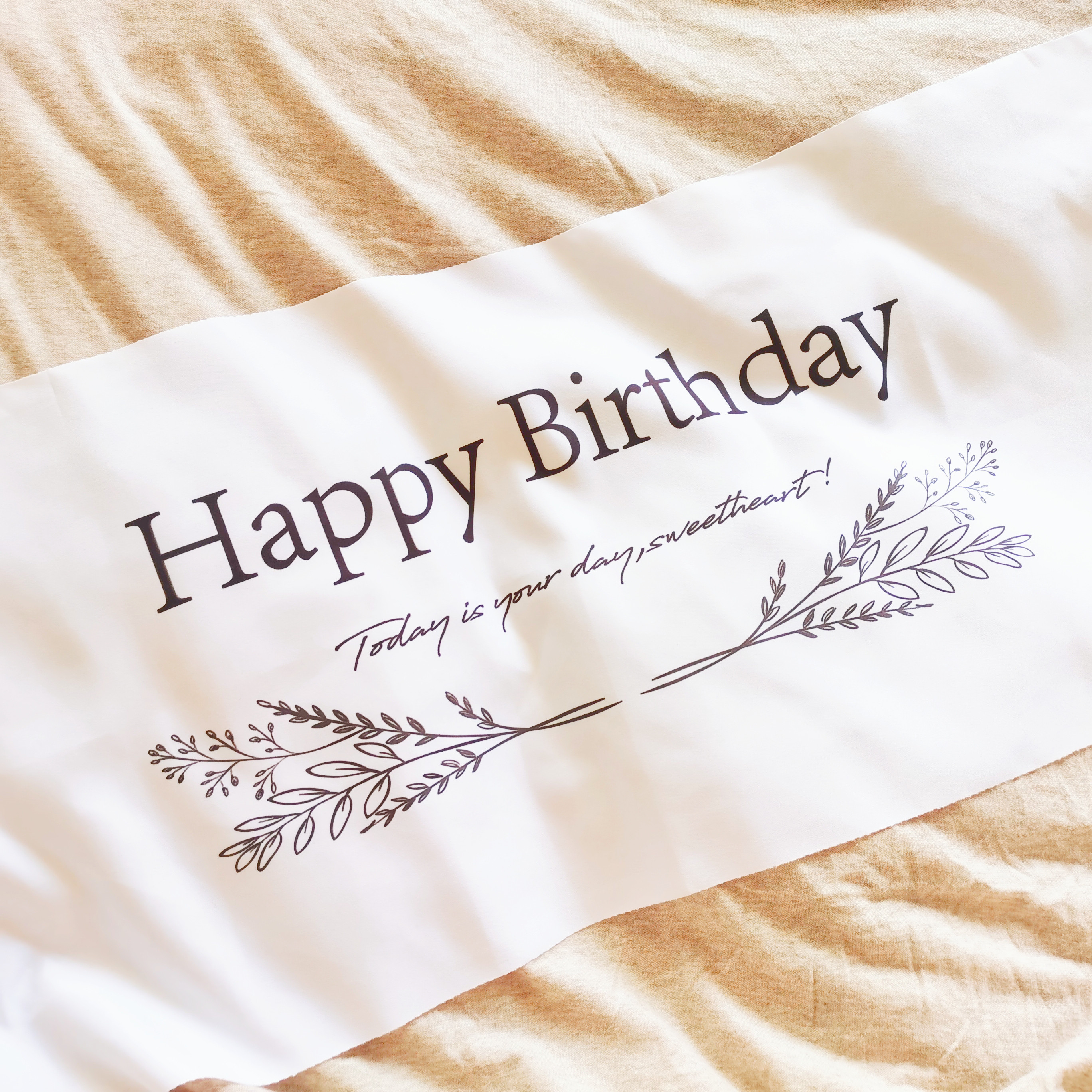 誕生日タペストリー シンプルなバースデータペストリー 横