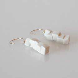 白磁　5 TOFUs earring 5枚目の画像