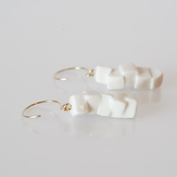 白磁　5 TOFUs earring 3枚目の画像