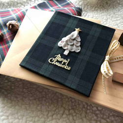 温かみのあるクリスマスツリーの手作りカード手作りクリスマスカード 2枚目の画像