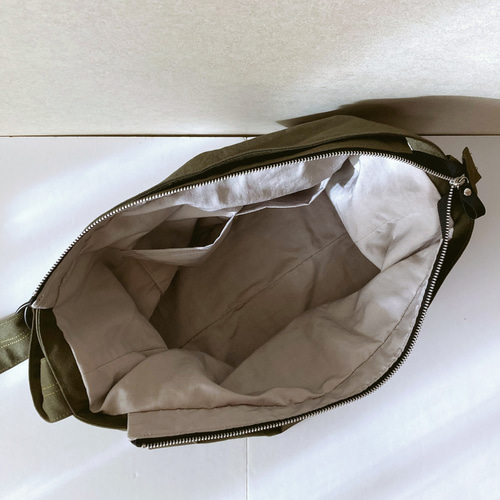 受注制作 Dカンベルトのワンショルダーバッグ ヴィンテージ帆布 カーキ