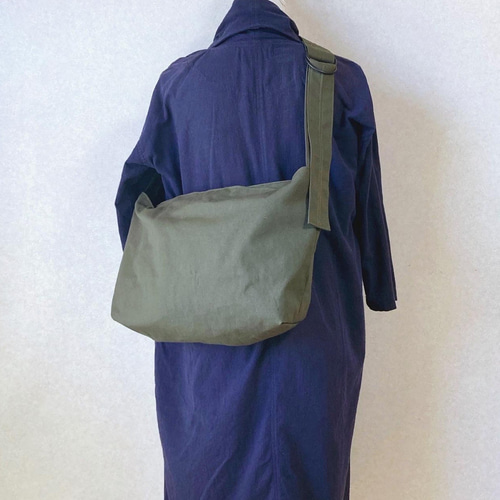 受注制作 Dカンベルトのワンショルダーバッグ ヴィンテージ帆布 カーキ