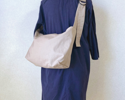 受注制作 Dカンベルトのワンショルダーバッグ ヴィンテージ帆布 モカ