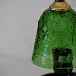 ◆送料無料◆吹きガラス卓上ランプ　鉄スタンド（ミニ）【アイスカット　緑】 5枚目の画像