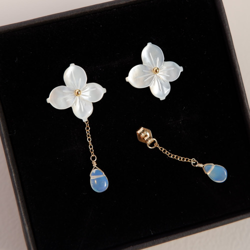 2way】白蝶貝とオパールの紫陽花ピアス/イヤリング 14KGF -紫陽花