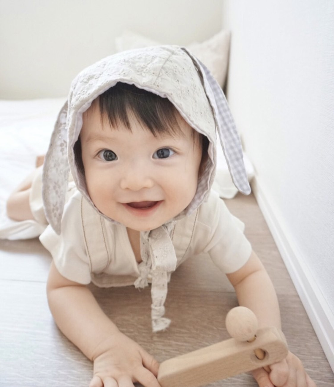 ギンガムチェックとコットンレースのrabbitボンネット Ω 帽子 