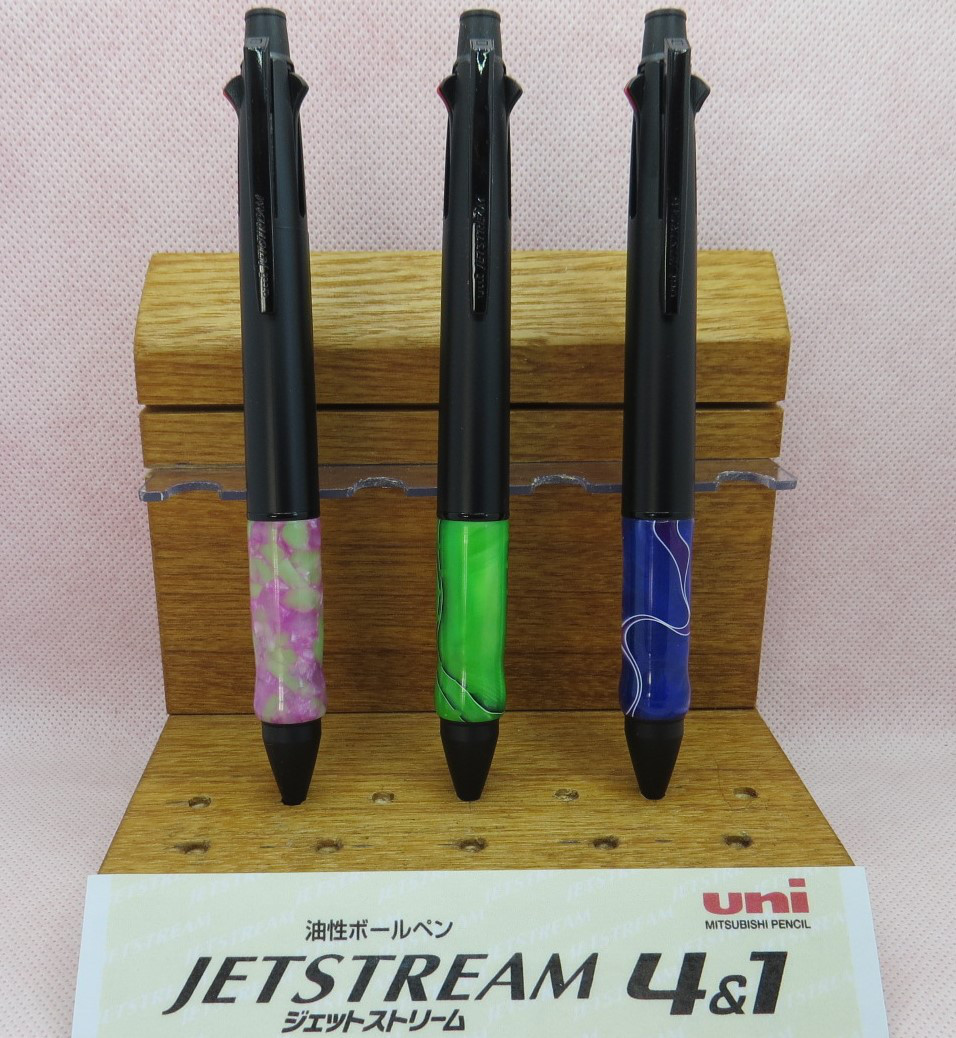 まるまるん出品　ジェットストリーム4&1カスタムグリップ